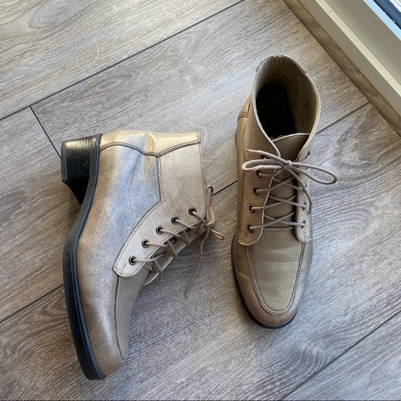 Vintage Nycole St. Louis Collection Lace Up Golf Shoes - Picture 6 of 16